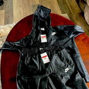 Nike tracksuit brand new with tags never been worn